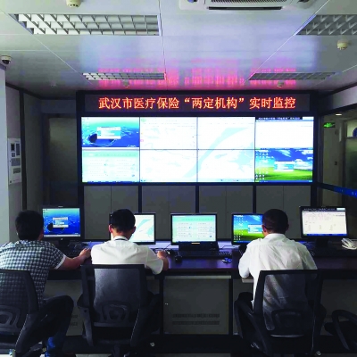 慈溪最新药店3000元能套现多少方法分析(最方便真实的慈溪急用钱如何提取医保卡里的钱方法)