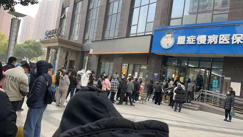 慈溪最新求一个套医保卡的黄牛南京方法分析(最方便真实的慈溪南京医保卡兑现中介方法)